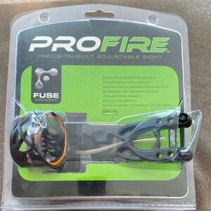 Adjustable Archery Sight with Fiber Optics.  FUSE PROFIRE 5 Pin Archery Sight.